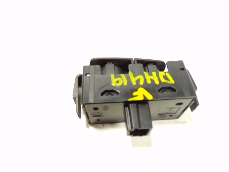 Recambio de warning para dacia sandero 0.9 tce cat referencia OEM IAM 252905668R  