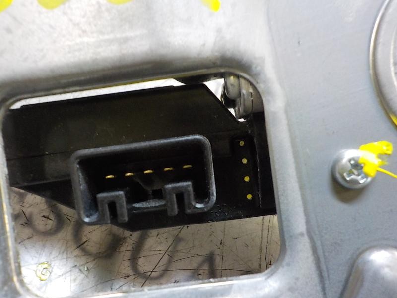 Recambio de motor limpia trasero para toyota yaris 1.0 cat referencia OEM IAM 851300D190  