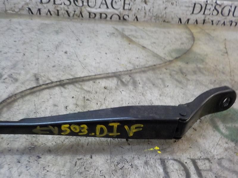 Recambio de brazo limpia delantero izquierdo para peugeot partner kombi 1.6 16v hdi cat referencia OEM IAM   