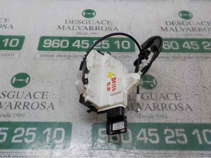 Recambio de cerradura puerta delantera derecha para peugeot 308 confort referencia OEM IAM 9800616580  