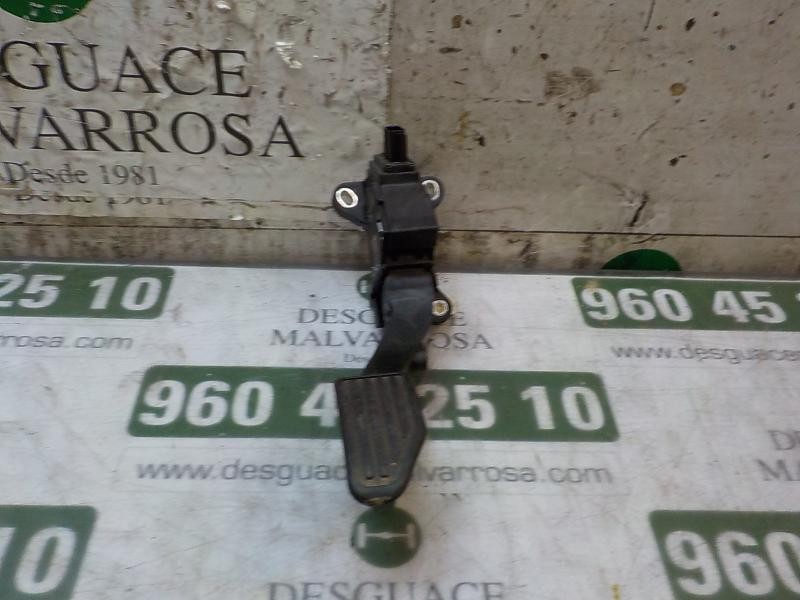 Recambio de potenciometro pedal para toyota yaris 1.0 cat referencia OEM IAM 781100D120 781100D120 