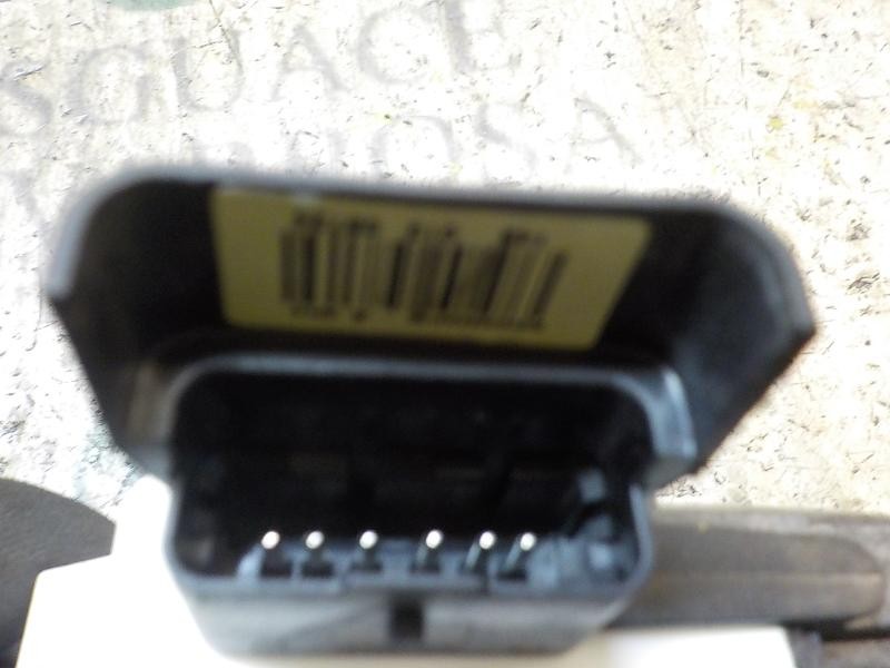 Recambio de cerradura puerta lateral derecha para peugeot partner kombi 1.6 16v hdi cat referencia OEM IAM   