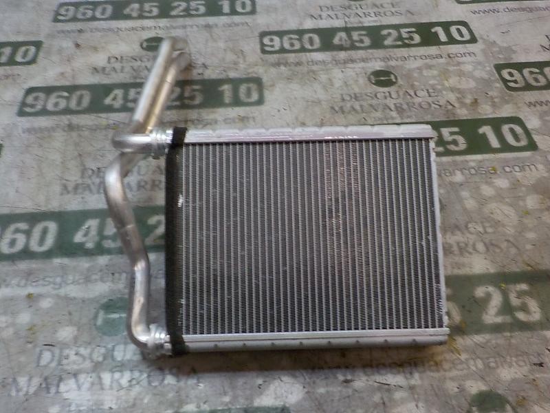 Recambio de radiador calefaccion / aire acondicionado para toyota yaris 1.0 cat referencia OEM IAM 871070D120  