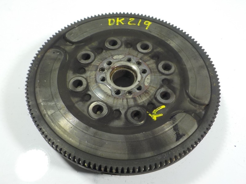 Recambio de volante motor para peugeot 307 break / sw (s1) 1.6 hdi referencia OEM IAM   