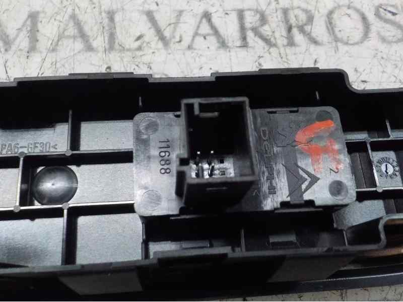 Recambio de mando elevalunas delantero derecho para peugeot 308 confort referencia OEM IAM 649029  