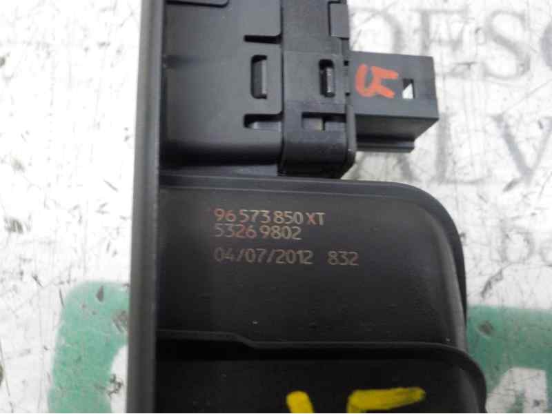 Recambio de mando elevalunas trasero derecho para peugeot 308 confort referencia OEM IAM 649030  