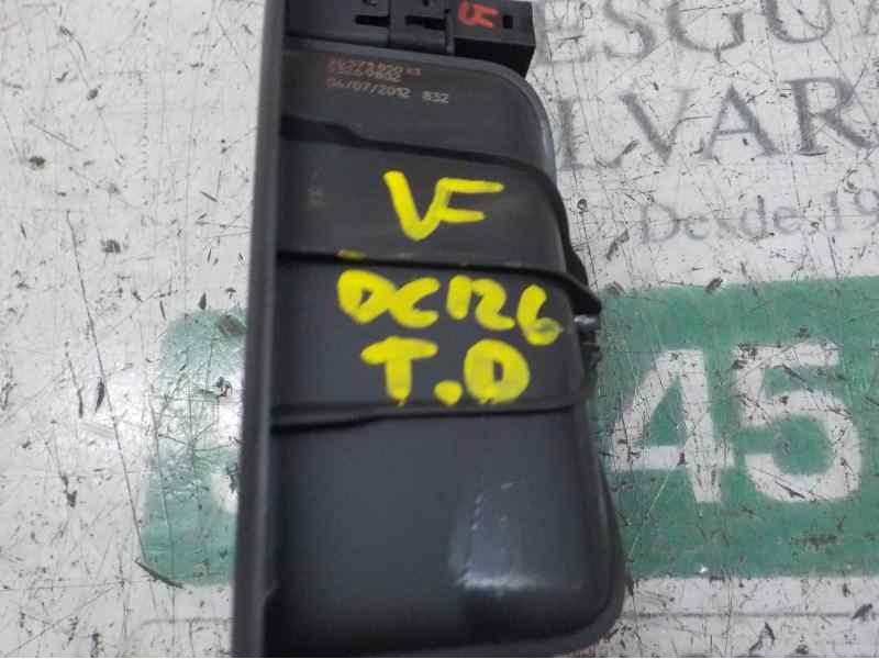 Recambio de mando elevalunas trasero derecho para peugeot 308 confort referencia OEM IAM 649030  