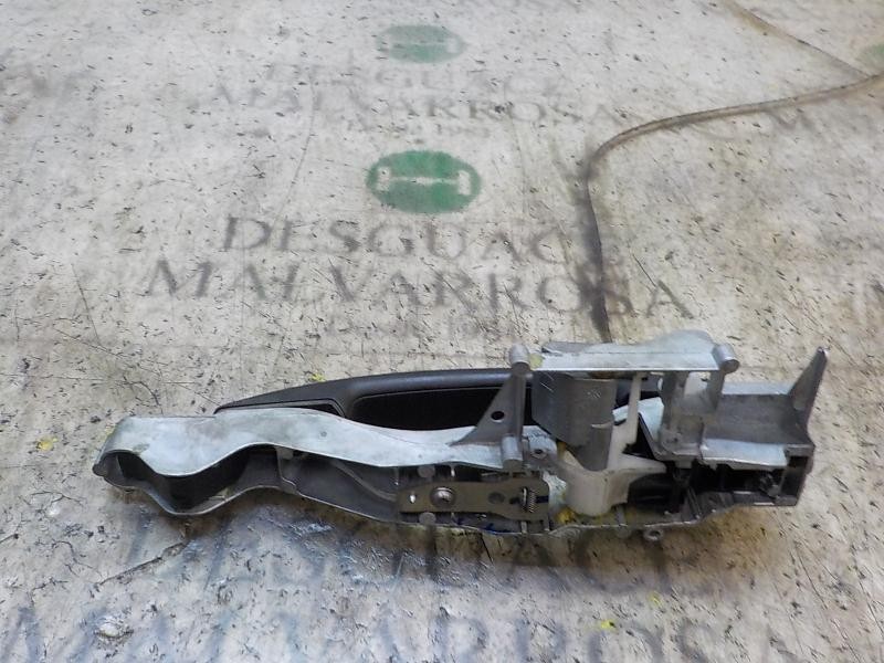 Recambio de maneta exterior delantera derecha para peugeot partner kombi 1.6 16v hdi cat referencia OEM IAM   