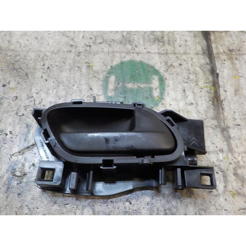 Recambio de maneta interior delantera izquierda para peugeot partner kombi 1.6 16v hdi cat referencia OEM IAM   