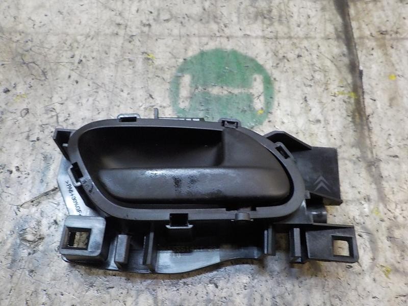 Recambio de maneta interior delantera izquierda para peugeot partner kombi 1.6 16v hdi cat referencia OEM IAM   