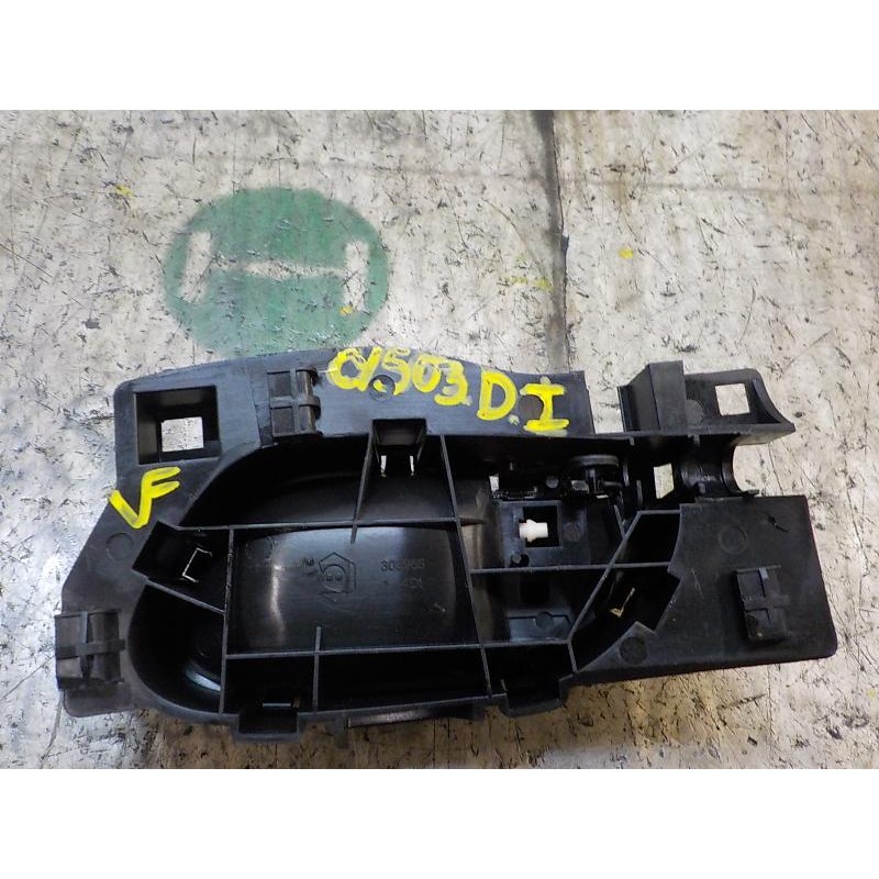 Recambio de maneta interior delantera izquierda para peugeot partner kombi 1.6 16v hdi cat referencia OEM IAM   