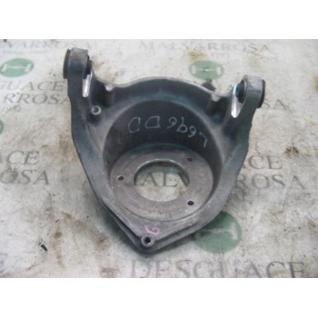SOPORTE BRAZO SUSPENSION DELANTERO DERECHO 