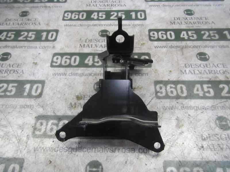 Recambio de soporte cambio para toyota yaris 1.0 cat referencia OEM IAM 123720Y150  