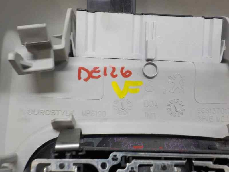 Recambio de piloto interior para peugeot 308 confort referencia OEM IAM 6362V0  6593A1