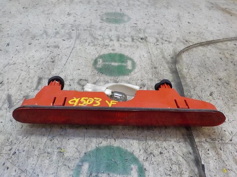 Recambio de piloto trasero central para peugeot partner kombi 1.6 16v hdi cat referencia OEM IAM   