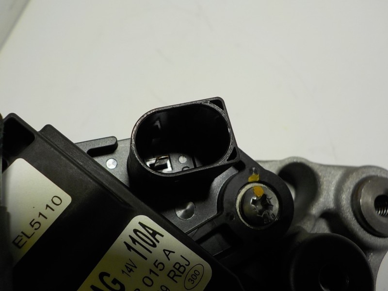 Recambio de alternador para audi a1 sportback (gba) 1.0 tfsi referencia OEM IAM  04E903015A 