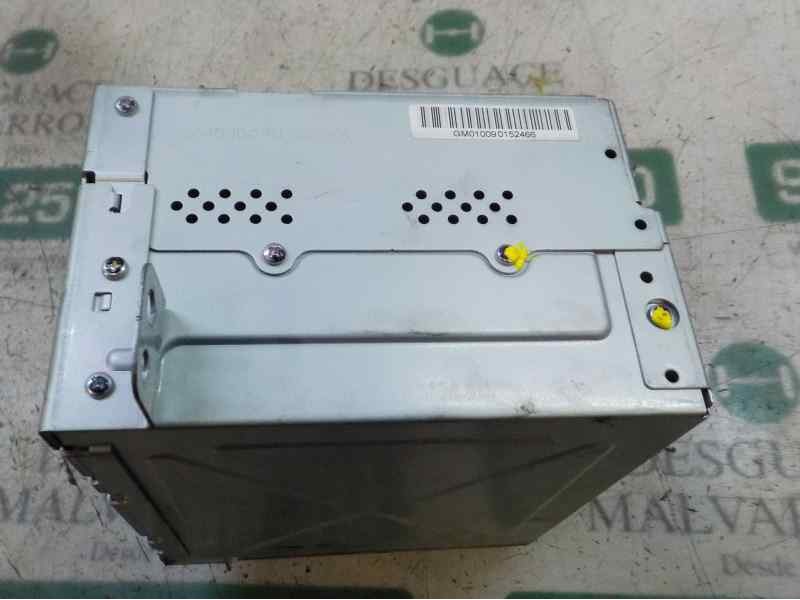 Recambio de sistema audio / radio cd para opel insignia berlina sport 4x4 referencia OEM IAM 13332702 13326328 