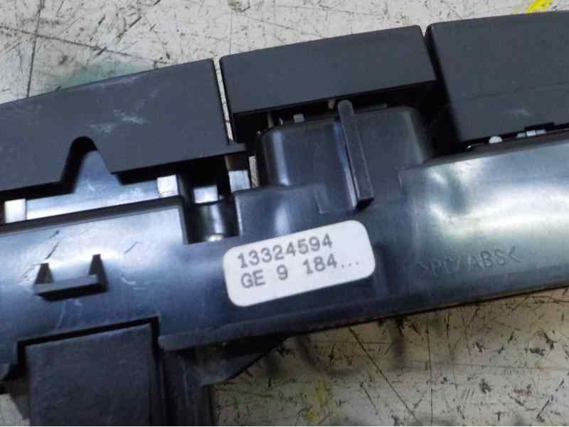 Recambio de warning para opel insignia berlina sport 4x4 referencia OEM IAM 13324594 13324594 