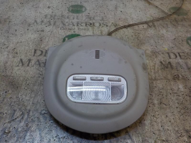 Recambio de piloto interior para peugeot partner kombi 1.6 16v hdi cat referencia OEM IAM   