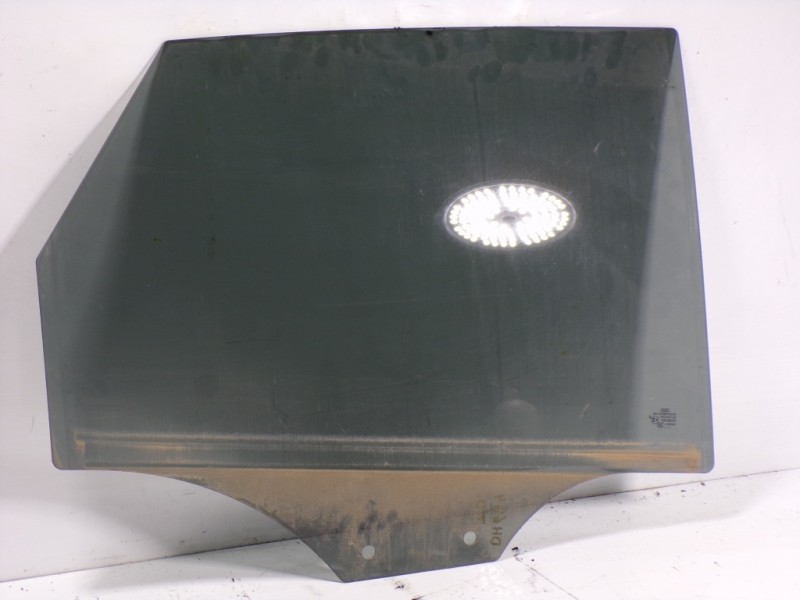 Recambio de cristal puerta trasero derecho para audi q3 (8u) 2.0 tdi referencia OEM IAM 8U0845206A  