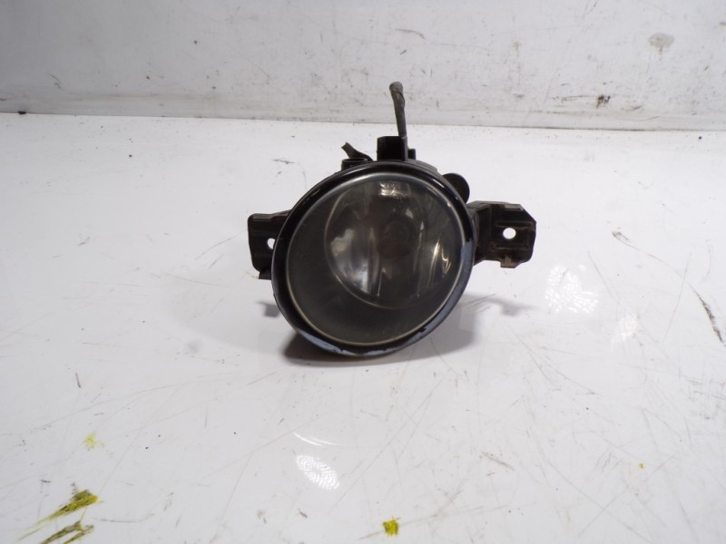 Recambio de faro antiniebla derecho para renault koleos 2.0 dci diesel fap referencia OEM IAM 8200002470  