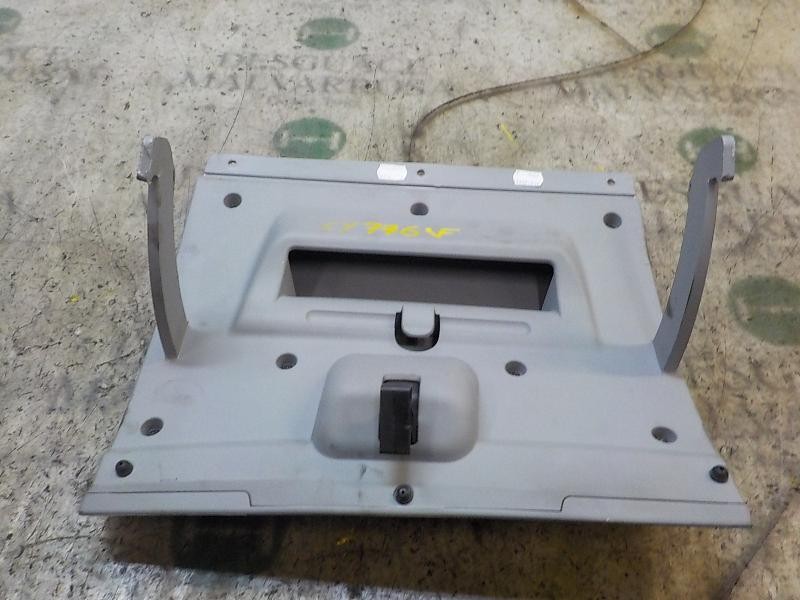 Recambio de guantera para dacia logan ii 1.2 16v cat referencia OEM IAM 685113219R  