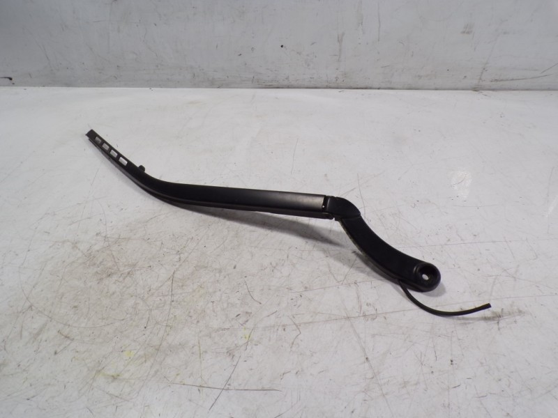 Recambio de brazo limpia delantero derecho para jaguar xf 2.2 diesel cat referencia OEM IAM C2Z2264  