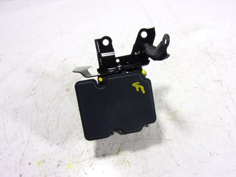 Recambio de abs para toyota aygo 1.0 vvti referencia OEM IAM 440500H170 445400H130 18080221584