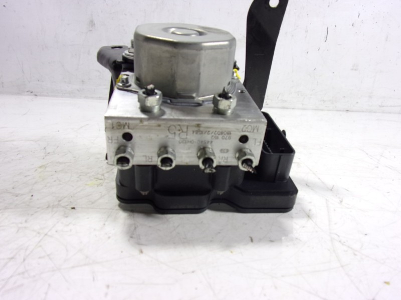 Recambio de abs para toyota aygo 1.0 vvti referencia OEM IAM 440500H170 445400H130 18080221584