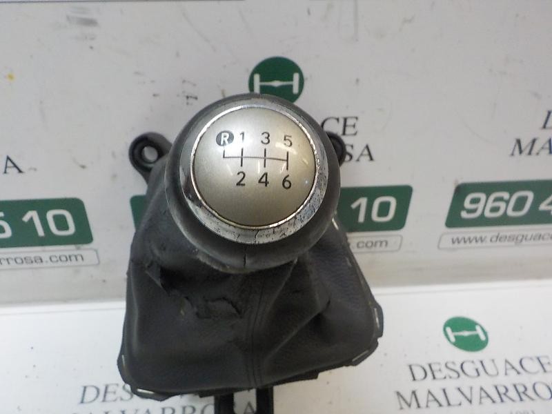 Recambio de palanca cambio para toyota auris 1.4 turbodiesel cat referencia OEM IAM   