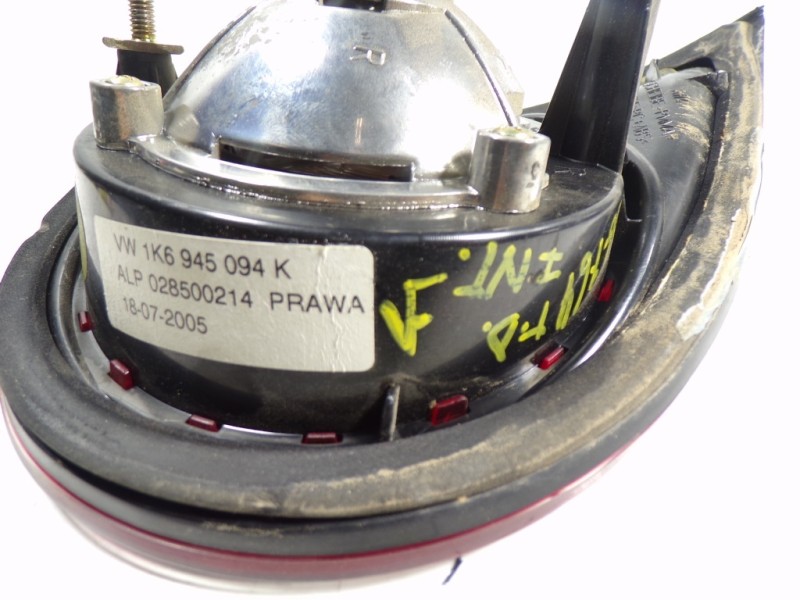 Recambio de piloto trasero derecho interior para volkswagen golf v berlina (1k1) r32 referencia OEM IAM 1K6945094K 1K6945094K 