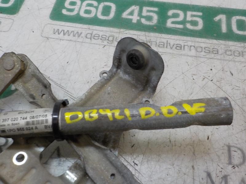 Recambio de articulacion limpia delantero para seat leon (1p1) 1.9 tdi referencia OEM IAM   