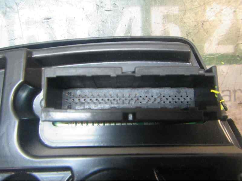 Recambio de cuadro instrumentos para opel zafira b 1.9 cdti referencia OEM IAM   