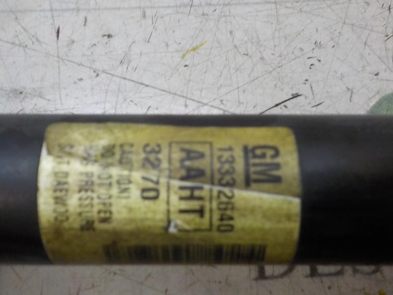 Recambio de amortiguador trasero izquierdo para chevrolet cruze 2.0 diesel cat referencia OEM IAM 13332640 13332640 