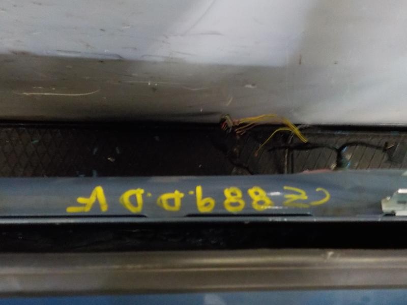 Recambio de puerta delantera derecha para opel zafira b 1.9 cdti referencia OEM IAM   