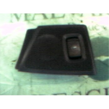 MANDO ELEVALUNAS DELANTERO DERECHO 