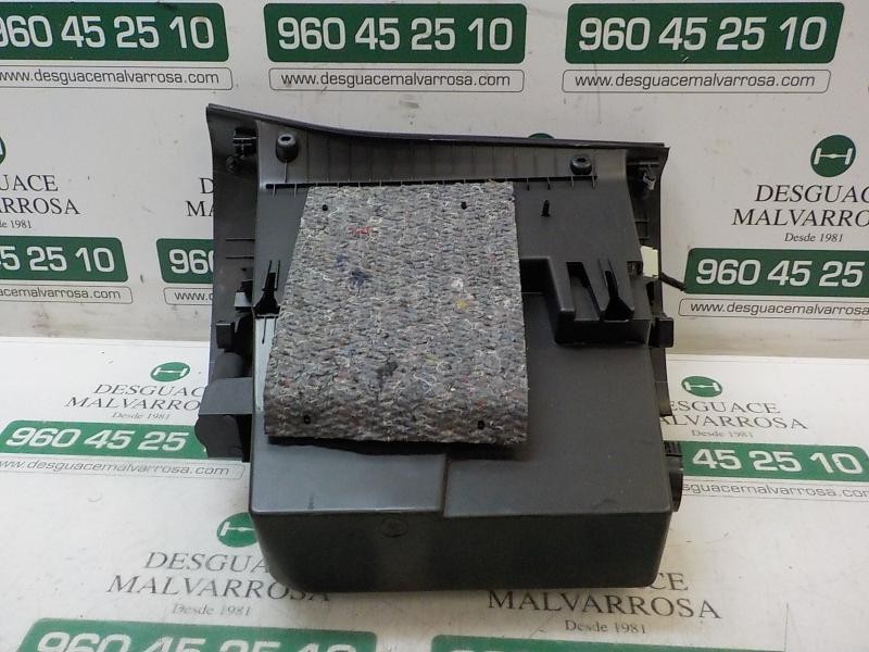 Recambio de guantera para peugeot 308 business line referencia OEM IAM 16108047ZD  