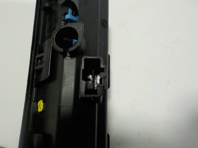 Recambio de maneta porton para audi a1 sportback (gba) 1.0 tfsi referencia OEM IAM  8V082756615S 