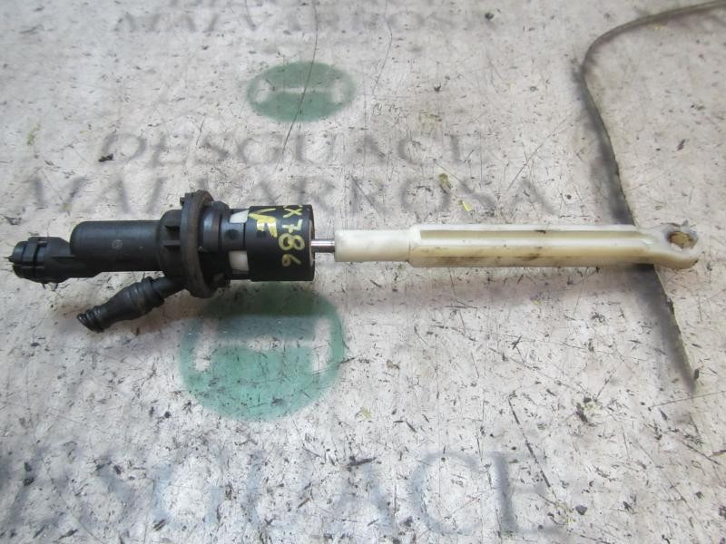 Recambio de bomba embrague para peugeot 308 sport referencia OEM IAM 218291  