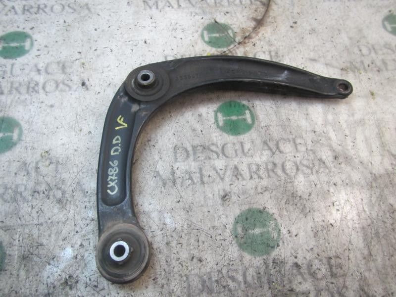 Recambio de brazo suspension inferior delantero derecho para peugeot 308 sport referencia OEM IAM 3521R3  