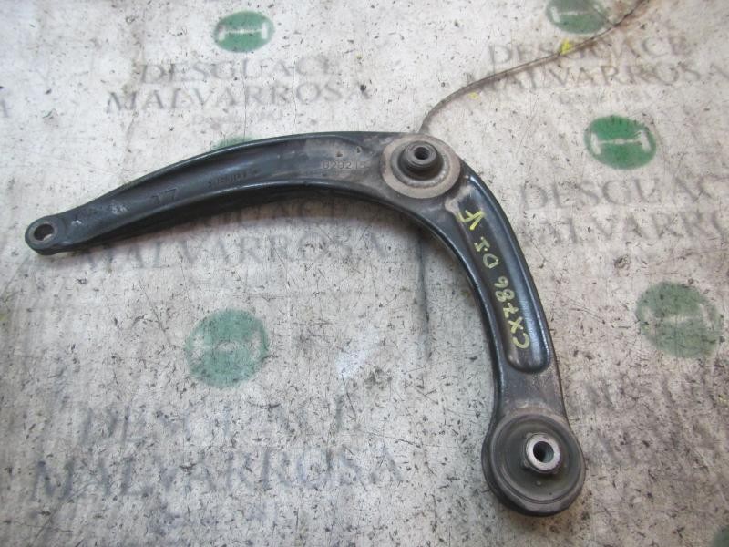 Recambio de brazo suspension inferior delantero izquierdo para peugeot 308 sport referencia OEM IAM 3520V2  