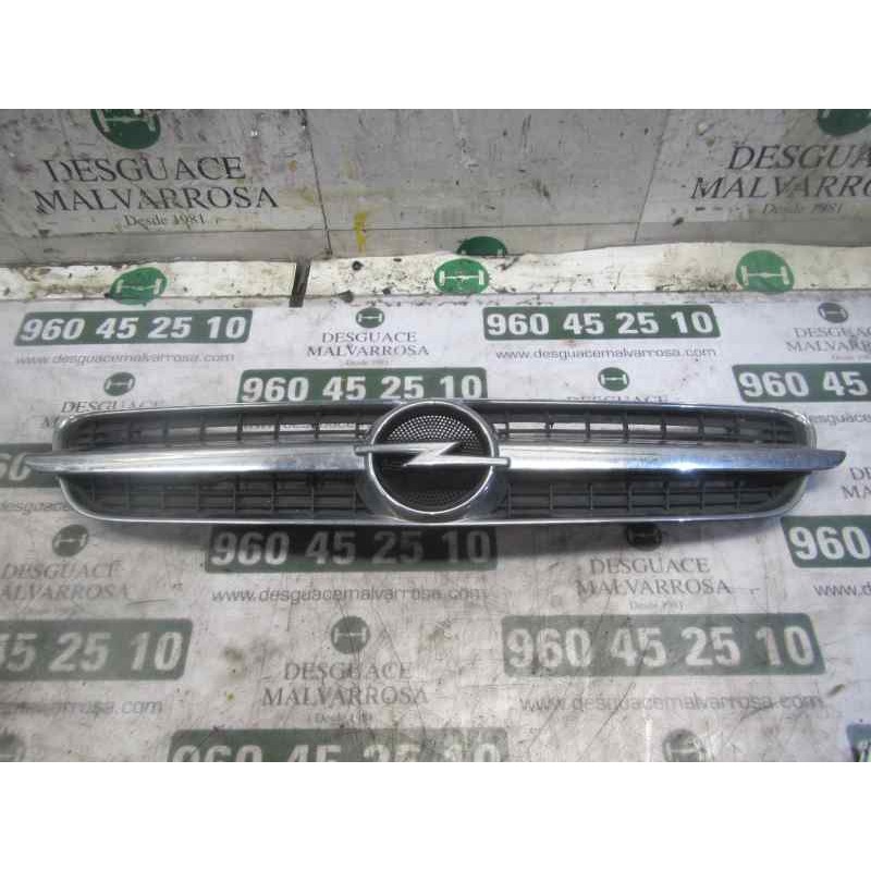 Recambio de rejilla para opel vectra c berlina 1.9 cdti referencia OEM IAM   