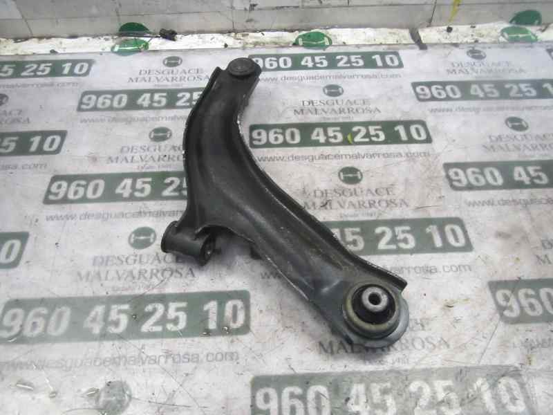Recambio de brazo suspension inferior delantero izquierdo para renault clio iii 1.2 16v referencia OEM IAM   
