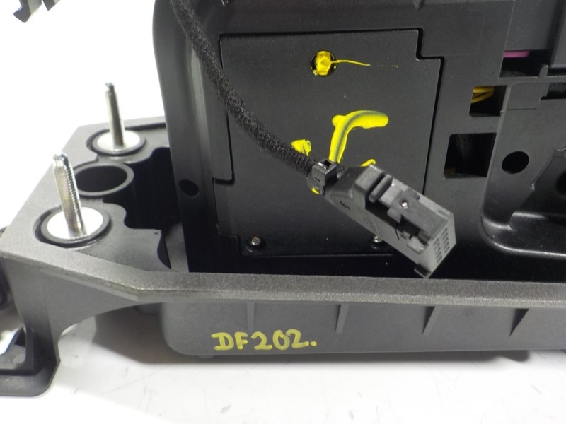 Recambio de palanca cambio para audi a1 sportback (gba) 1.0 tfsi referencia OEM IAM 82C713139BTAH 2Q2713023AQ 2Q2713023AQ