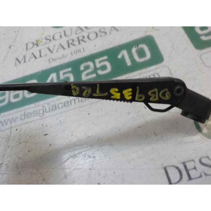 Recambio de brazo limpia trasero para toyota land cruiser (j9) d4-d vx (3-ptas.) referencia OEM IAM   