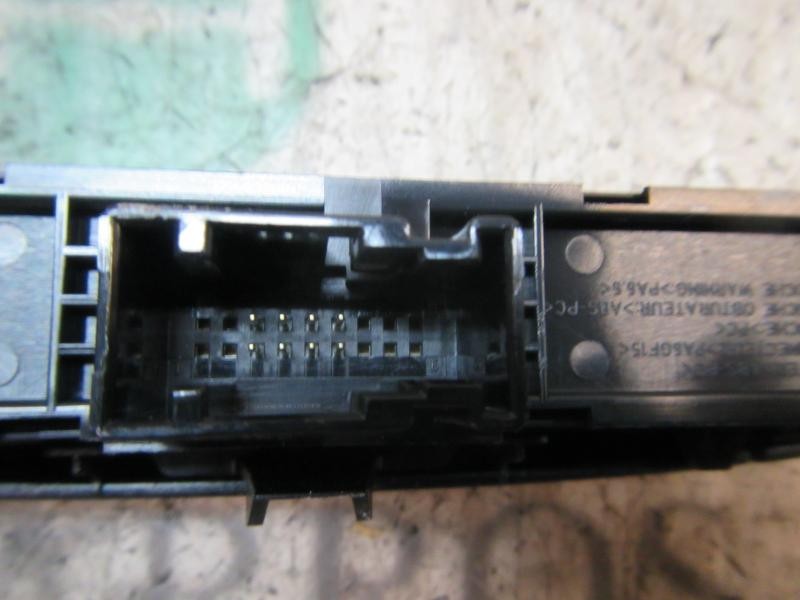Recambio de warning para peugeot 308 sport referencia OEM IAM 649014 9659417177 