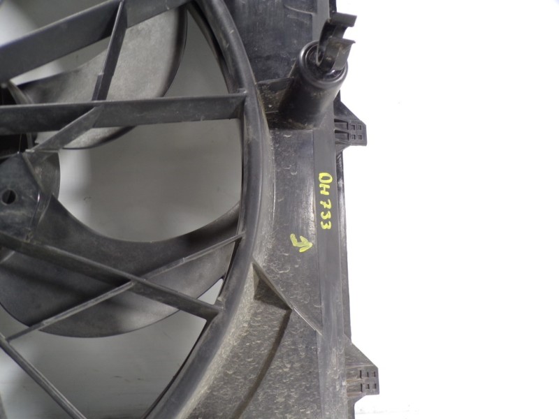 Recambio de electroventilador para bmw serie 3 berlina (e90) 2.0 cat referencia OEM IAM 17427563259 752325803 0130303940