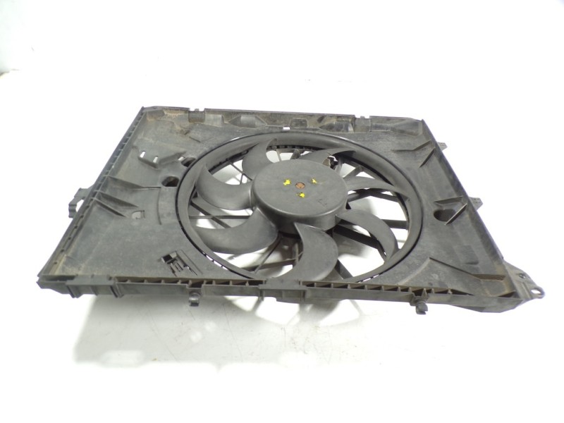 Recambio de electroventilador para bmw serie 3 berlina (e90) 2.0 cat referencia OEM IAM 17427563259 752325803 0130303940