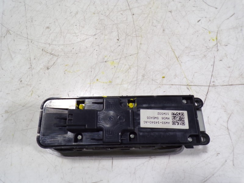 Recambio de mando elevalunas delantero izquierdo para jaguar xf 2.2 diesel cat referencia OEM IAM C2D1739 AW9314540AC 