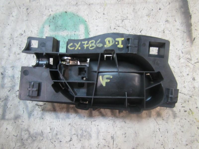 Recambio de maneta interior delantera izquierda para peugeot 308 sport referencia OEM IAM 9143Q1  